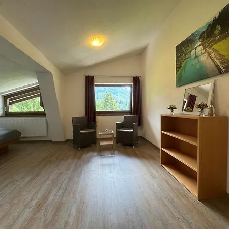 Отель Sonnenburg *